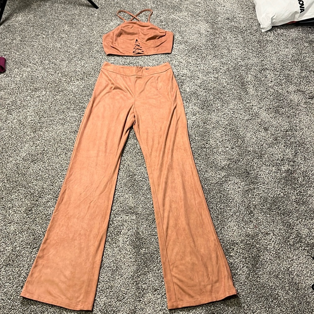 2 piece pant outfit- open back top and flared pants inseam is 32 size small